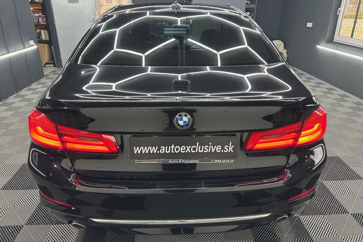 Ponuka vozidiel / BMW Rad 5 520d xDrive A/T - video