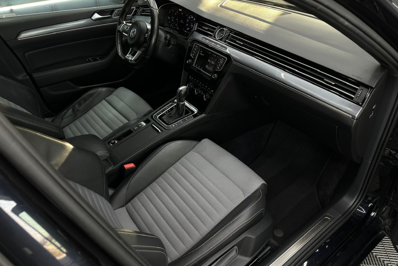 Ponuka vozidiel / Volkswagen Passat 2.0 TDI BMT R-Line Highline DSG - video Ponuka vozidiel / Volkswagen Passat 2.0 TDI BMT R-Line Highline DSG - video