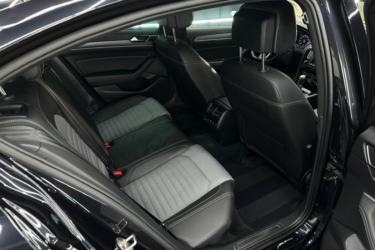 Ponuka vozidiel / Volkswagen Passat 2.0 TDI BMT R-Line Highline DSG - video Ponuka vozidiel / Volkswagen Passat 2.0 TDI BMT R-Line Highline DSG - video