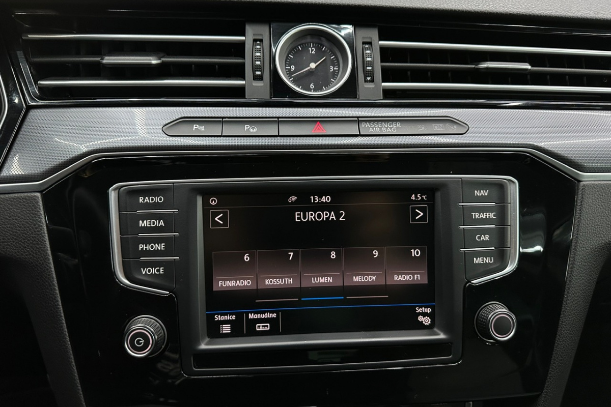 Ponuka vozidiel / Volkswagen Passat 2.0 TDI BMT R-Line Highline DSG - video Ponuka vozidiel / Volkswagen Passat 2.0 TDI BMT R-Line Highline DSG - video