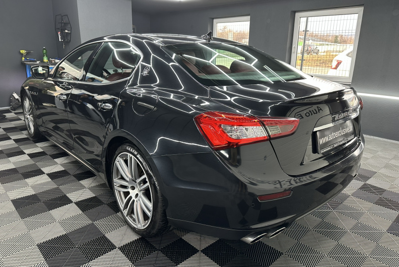  Ponuka vozidiel / Maserati Ghibli 3.0 - video