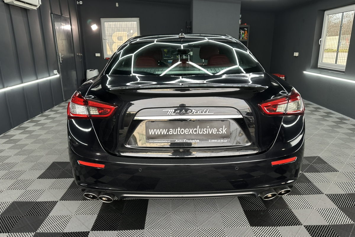 Ponuka vozidiel / Maserati Ghibli 3.0 - video