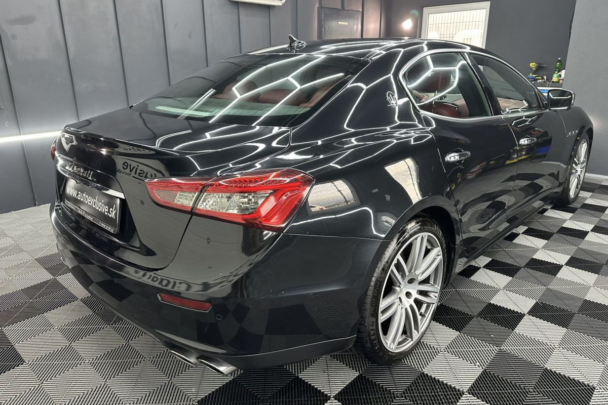 Ponuka vozidiel / Maserati Ghibli 3.0 - video