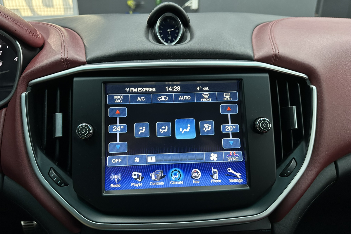 Ponuka vozidiel / Maserati Ghibli 3.0 - video