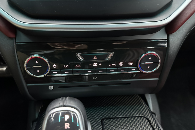  Ponuka vozidiel / Maserati Ghibli 3.0 - video