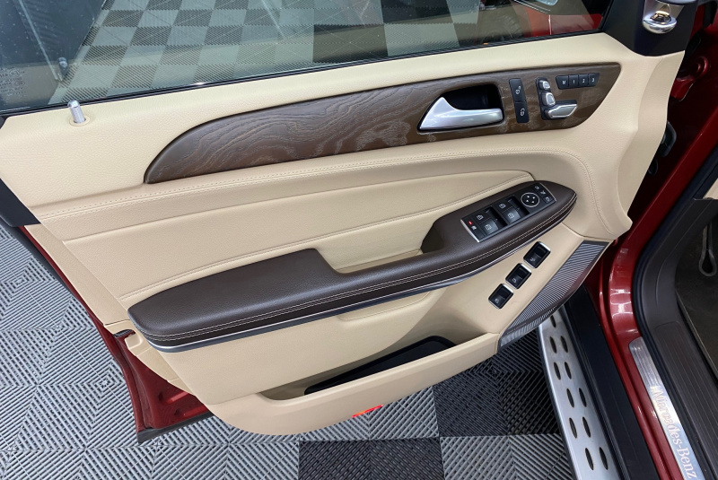  Ponuka vozidiel / Mercedes-Benz GLS 500 4MATIC AMG PACKET A/T - video