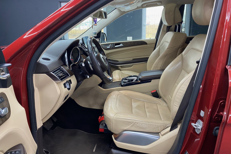  Ponuka vozidiel / Mercedes-Benz GLS 500 4MATIC AMG PACKET A/T - video