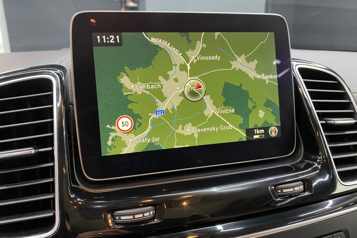 Ponuka vozidiel / Mercedes-Benz GLS 500 4MATIC AMG PACKET A/T - video