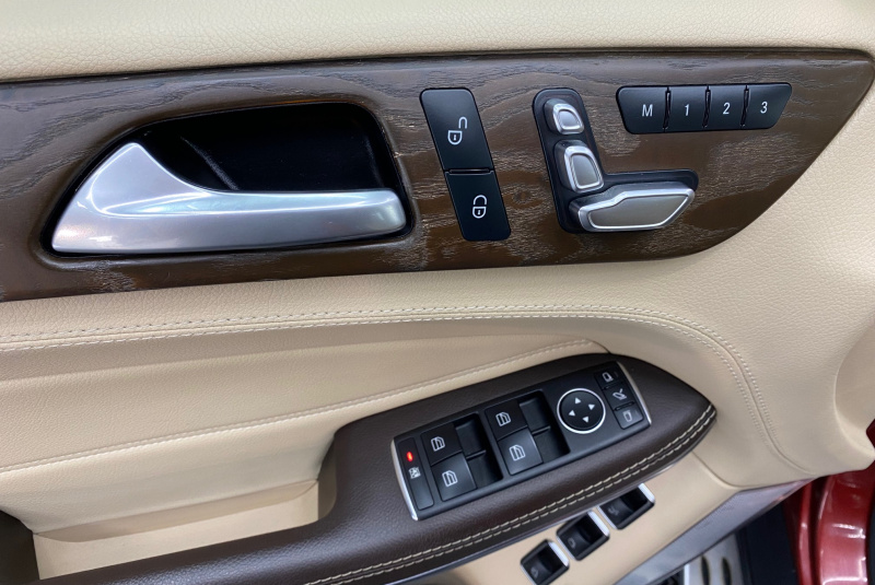 Ponuka vozidiel / Mercedes-Benz GLS 500 4MATIC AMG PACKET A/T - video