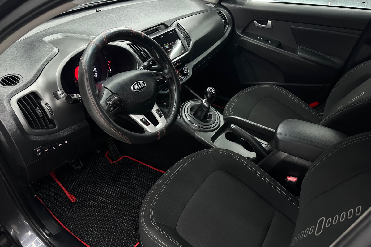 Ponuka vozidiel / Kia Sportage 2.0 CRDi VGT 4WD LX - video