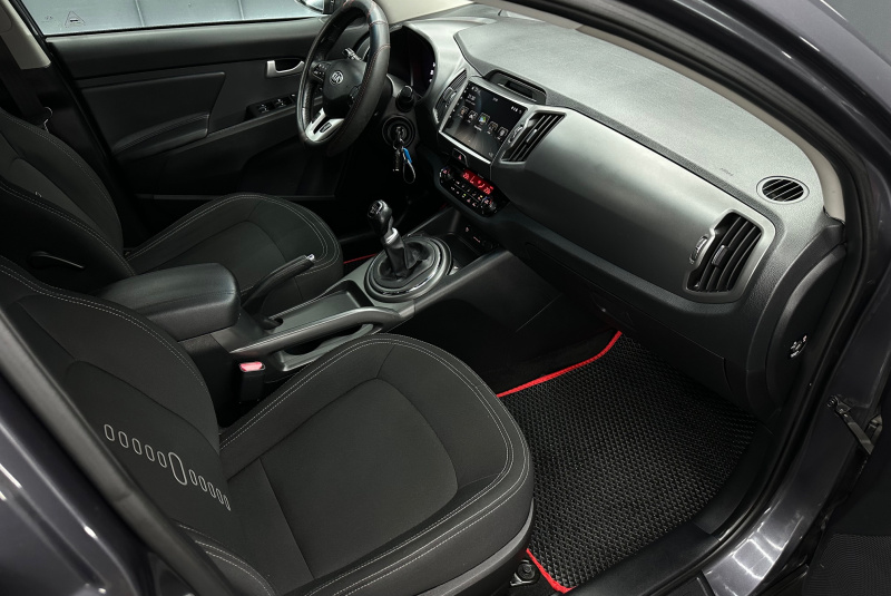 Ponuka vozidiel / Kia Sportage 2.0 CRDi VGT 4WD LX - video