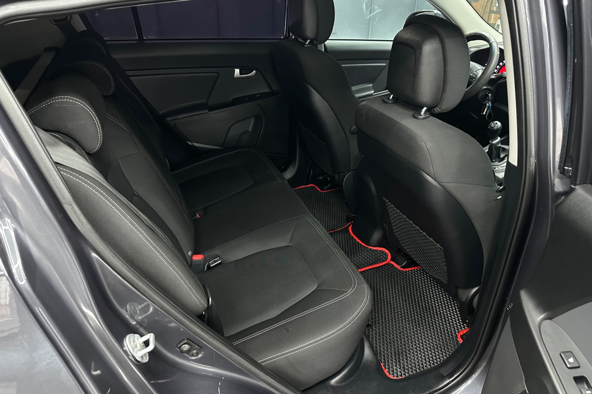 Ponuka vozidiel / Kia Sportage 2.0 CRDi VGT 4WD LX - video