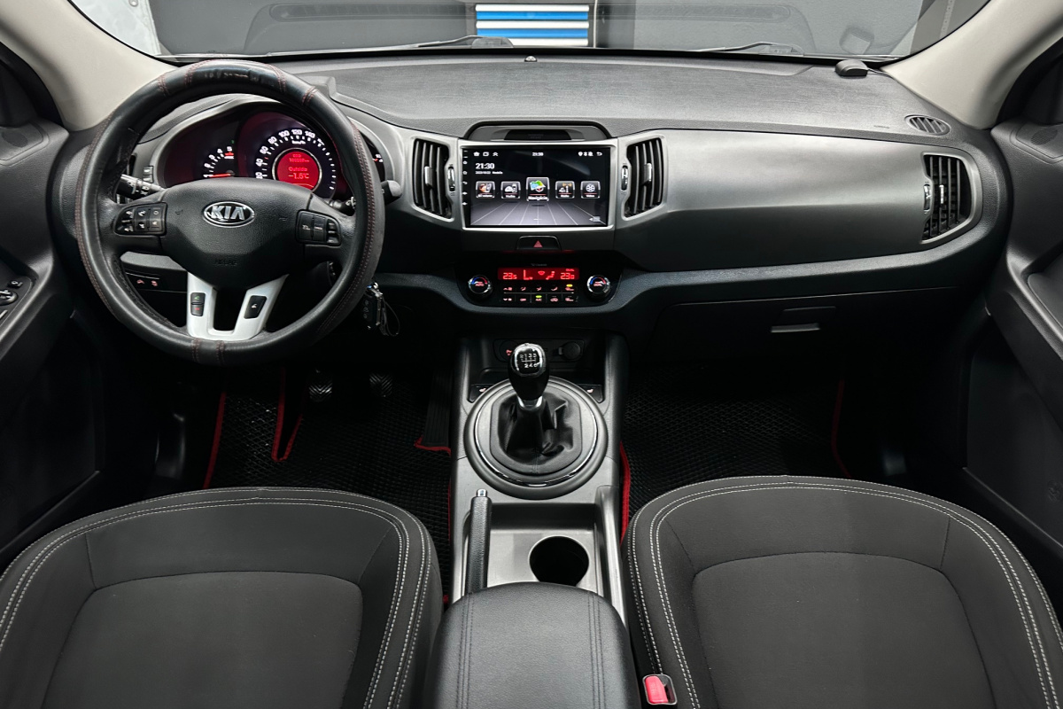 Ponuka vozidiel / Kia Sportage 2.0 CRDi VGT 4WD LX - video