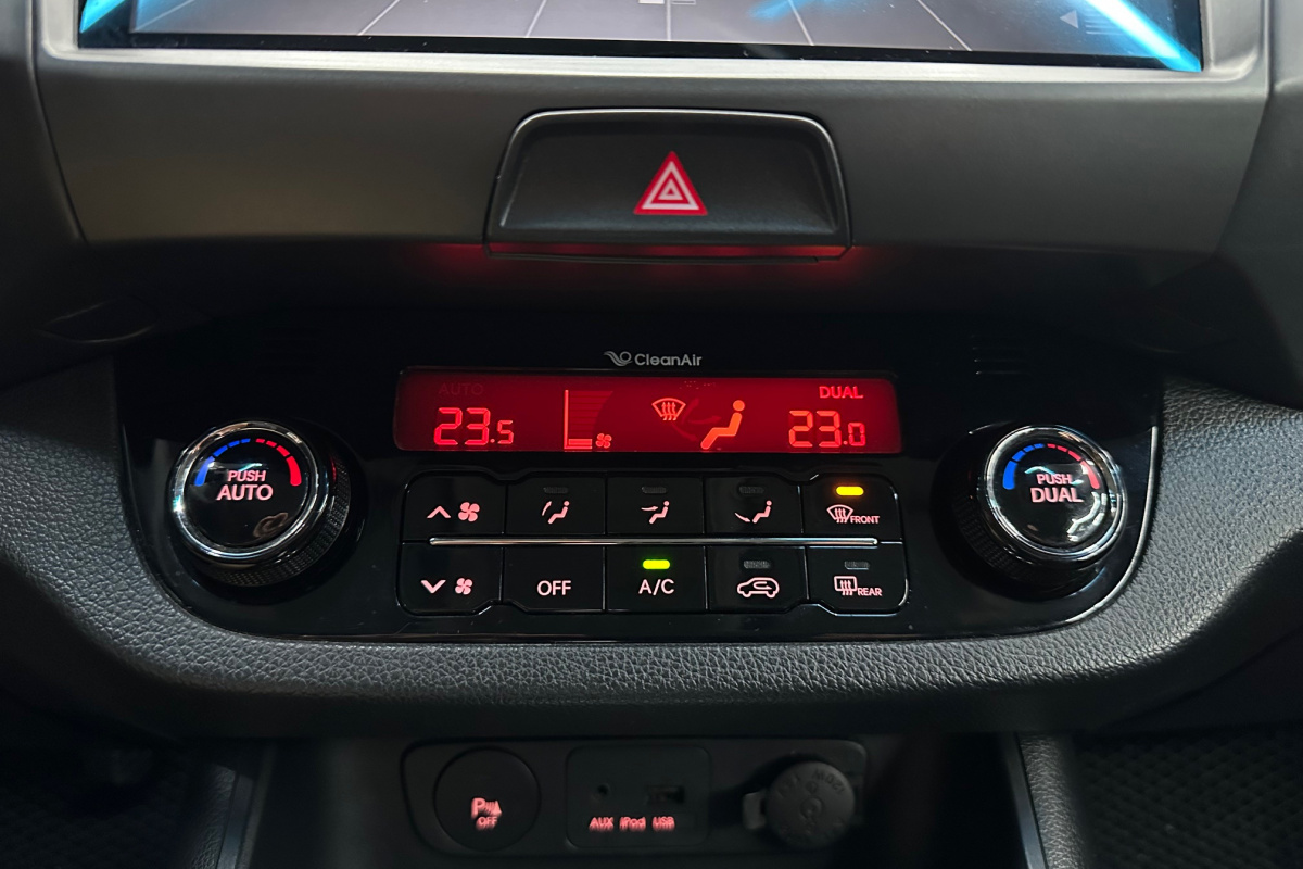 Ponuka vozidiel / Kia Sportage 2.0 CRDi VGT 4WD LX - video