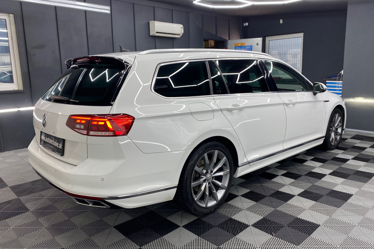 Ponuka vozidiel / Volkswagen Passat Variant 2.0 TDI R-LINE DSG - video