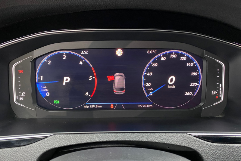  Ponuka vozidiel / Volkswagen Passat Variant 2.0 TDI R-LINE DSG - video