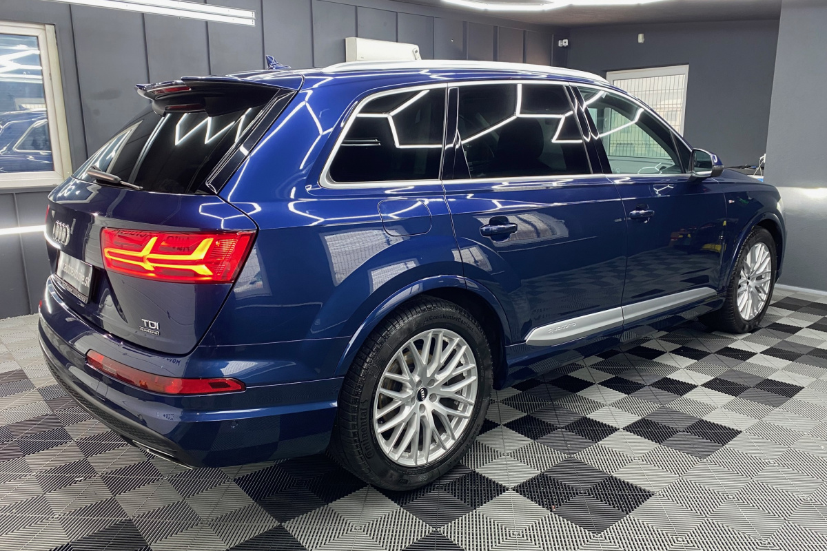 Ponuka vozidiel / Audi Q7 3.0 TDI 272k quattro tiptronic 8-st. - video Ponuka vozidiel / Audi Q7 3.0 TDI 272k quattro tiptronic 8-st. - video