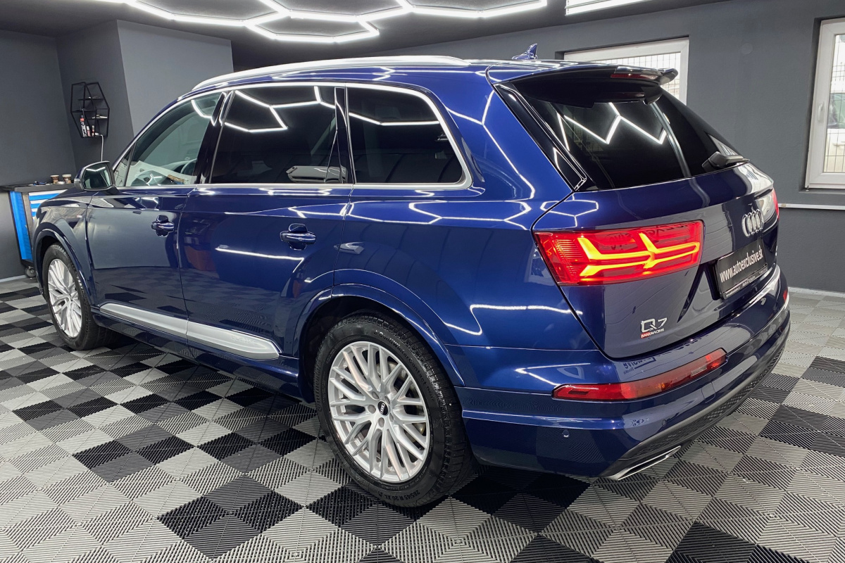 Ponuka vozidiel / Audi Q7 3.0 TDI 272k quattro tiptronic 8-st. - video Ponuka vozidiel / Audi Q7 3.0 TDI 272k quattro tiptronic 8-st. - video