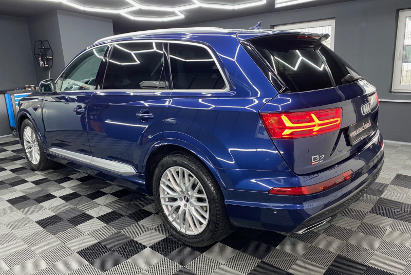 Ponuka vozidiel / Audi Q7 3.0 TDI 272k quattro tiptronic 8-st. - video  Ponuka vozidiel / Audi Q7 3.0 TDI 272k quattro tiptronic 8-st. - video