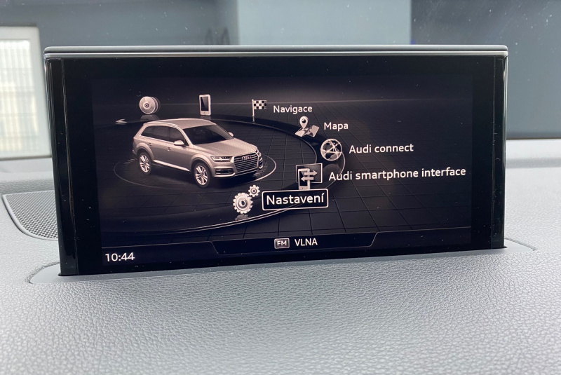 Ponuka vozidiel / Audi Q7 3.0 TDI 272k quattro tiptronic 8-st. - video  Ponuka vozidiel / Audi Q7 3.0 TDI 272k quattro tiptronic 8-st. - video