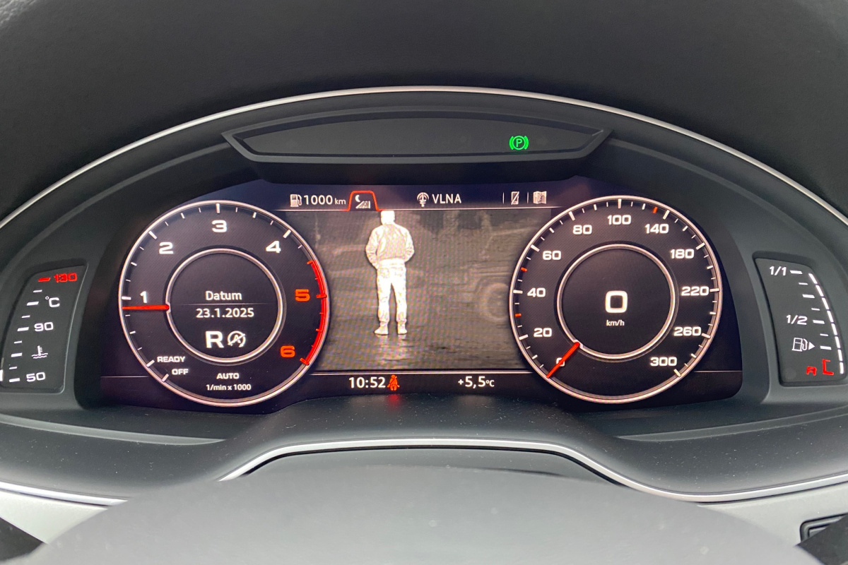 Ponuka vozidiel / Audi Q7 3.0 TDI 272k quattro tiptronic 8-st. - video Ponuka vozidiel / Audi Q7 3.0 TDI 272k quattro tiptronic 8-st. - video