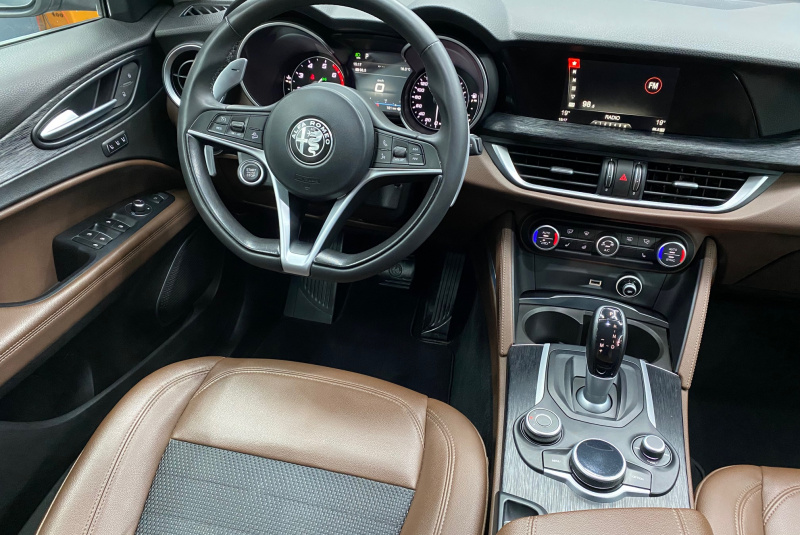  Ponuka vozidiel / Alfa Romeo Stelvio 2.0 GME Super AWD A/T - video