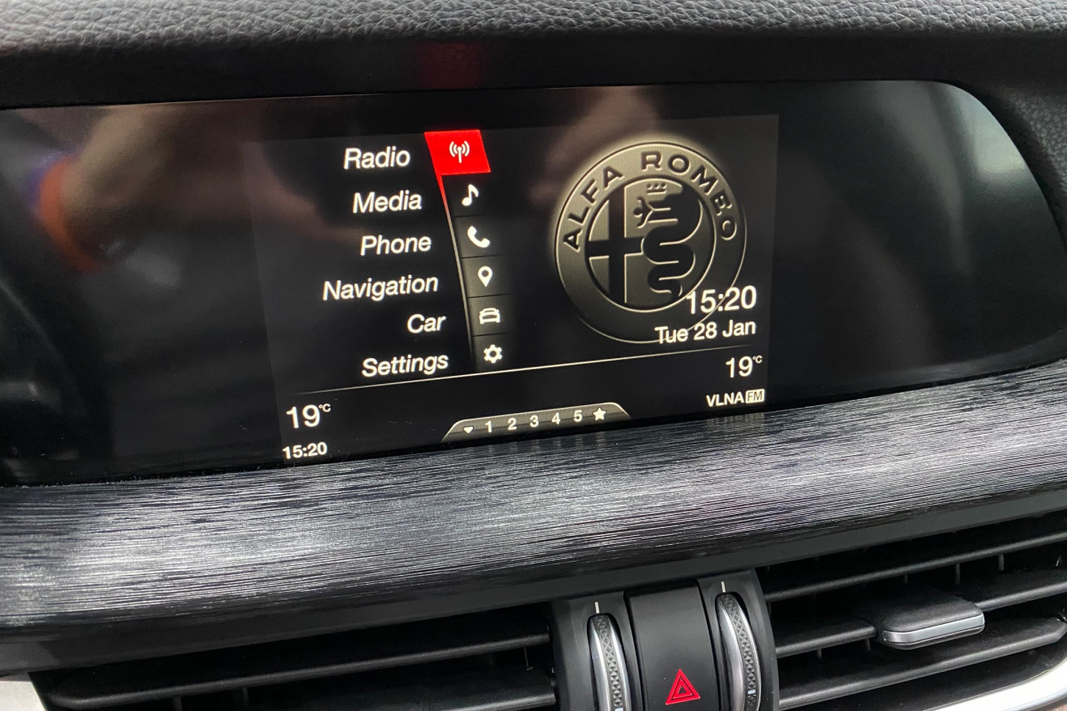 Ponuka vozidiel / Alfa Romeo Stelvio 2.0 GME Super AWD A/T - video