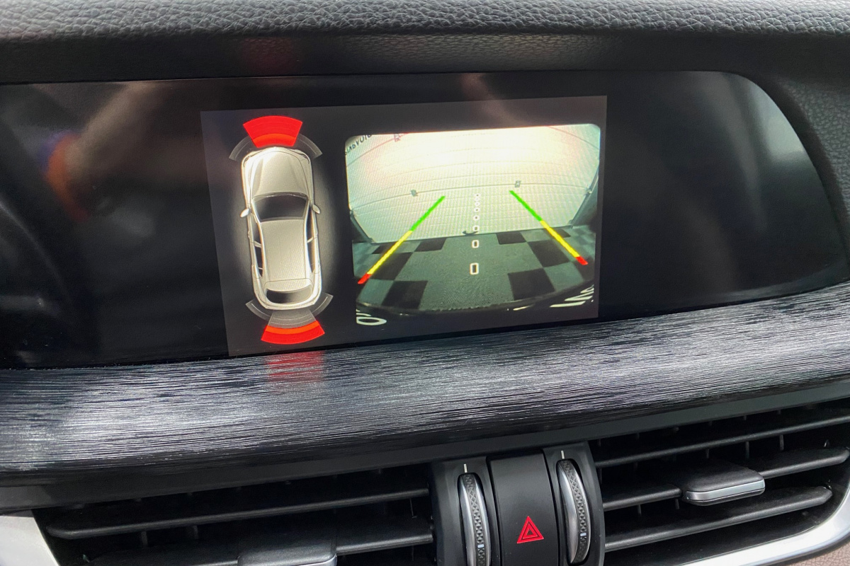 Ponuka vozidiel / Alfa Romeo Stelvio 2.0 GME Super AWD A/T - video