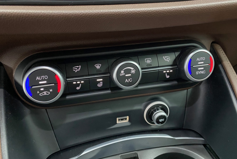  Ponuka vozidiel / Alfa Romeo Stelvio 2.0 GME Super AWD A/T - video