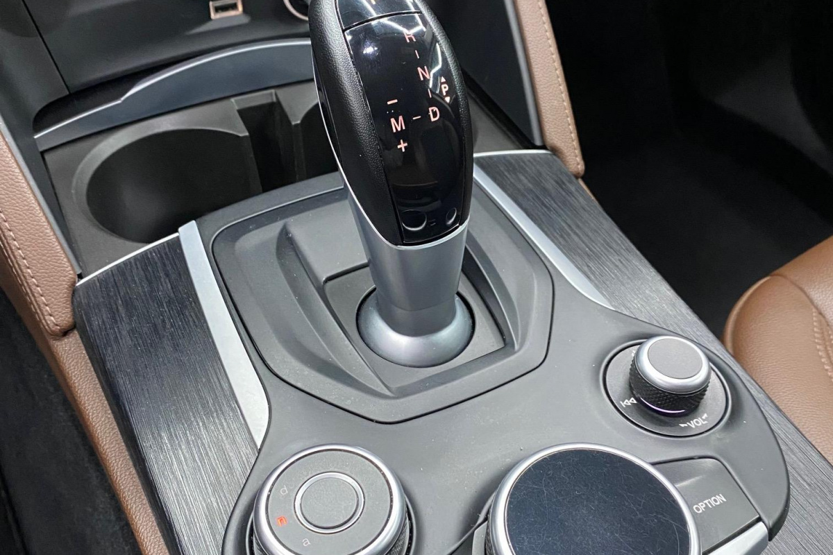 Ponuka vozidiel / Alfa Romeo Stelvio 2.0 GME Super AWD A/T - video