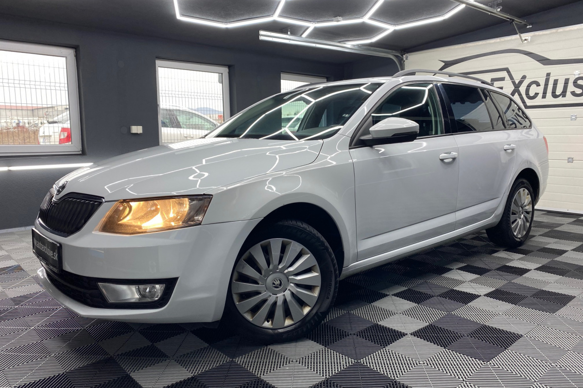 Ponuka vozidiel / Škoda Octavia Combi 1.6 TDI 110k Ambition DSG - video