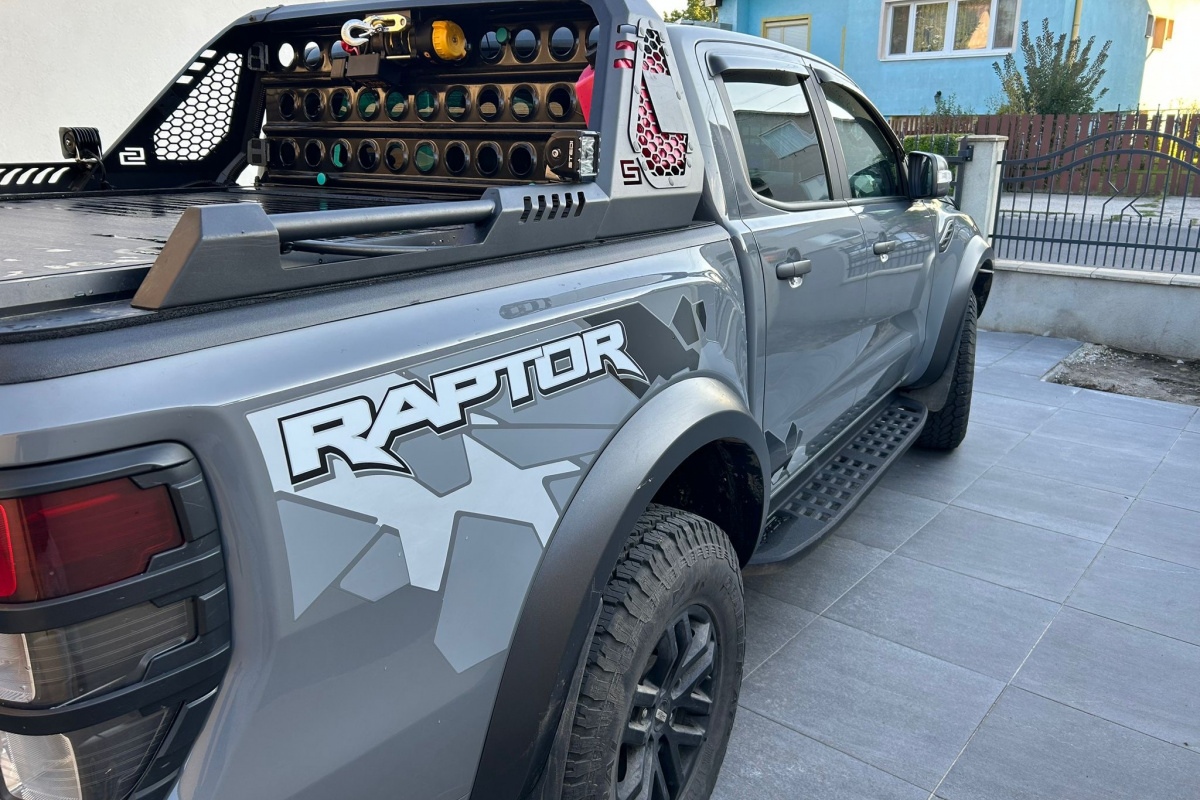 Ponuka vozidiel / Ford Ranger RAPTOR 2.0 TDCI BiTURBO 4x4 - video