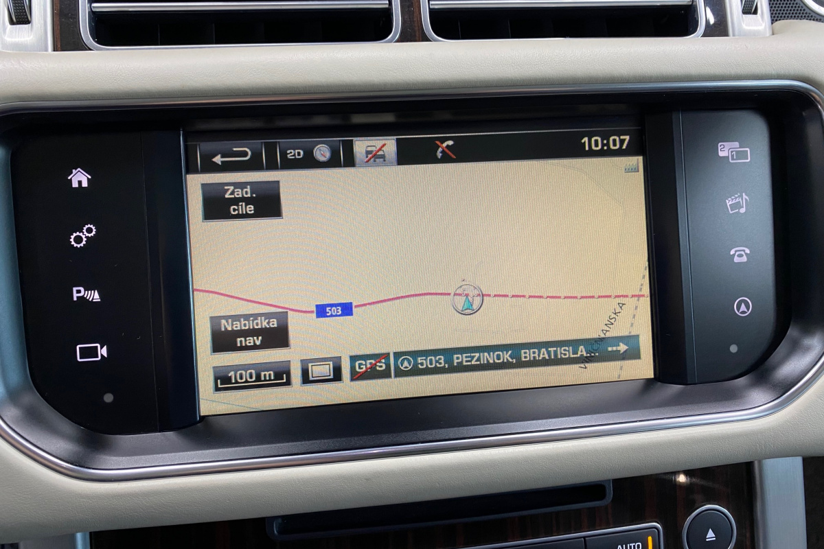 Ponuka vozidiel / Land Rover Range Rover 3.0L TDV6 AB - video