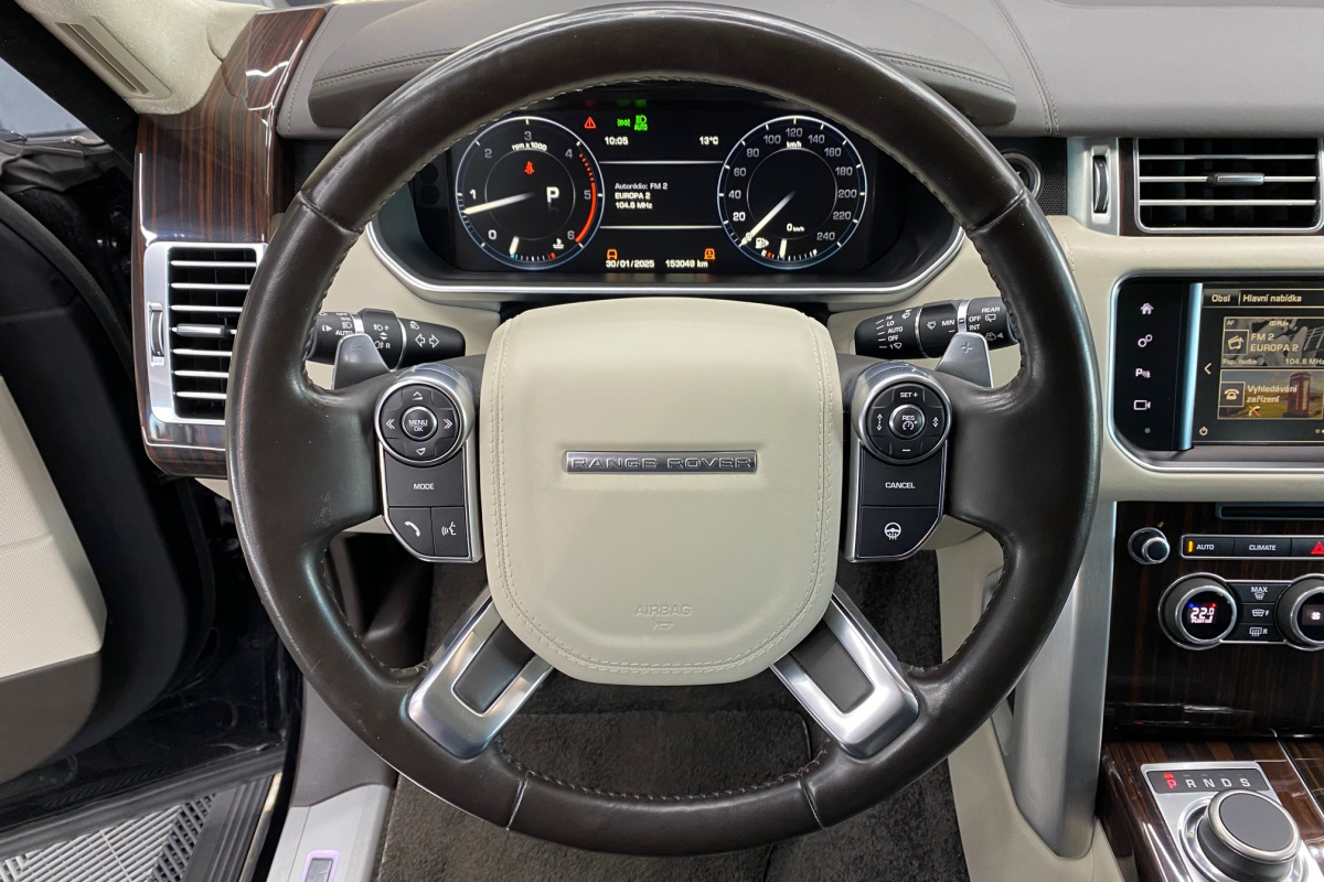 Ponuka vozidiel / Land Rover Range Rover 3.0L TDV6 AB - video