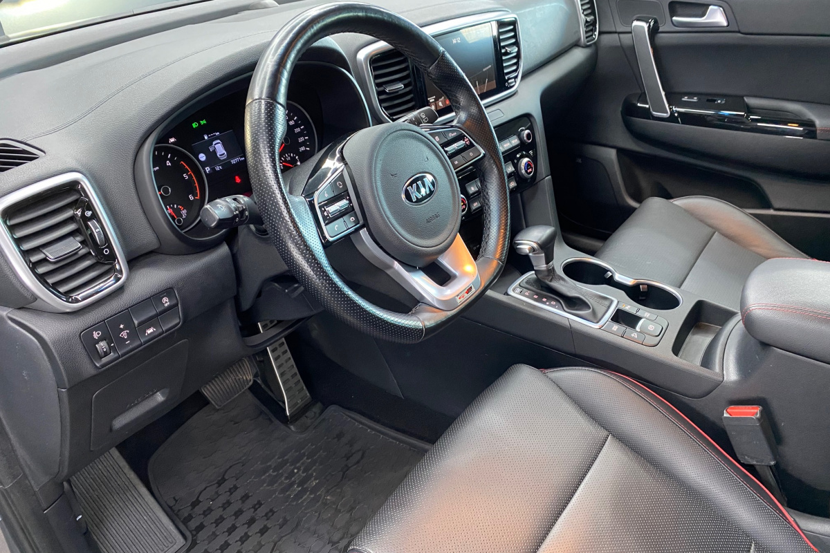 Ponuka vozidiel / Kia Sportage 1.6 CRDi mHEV GT-Line A/T - video