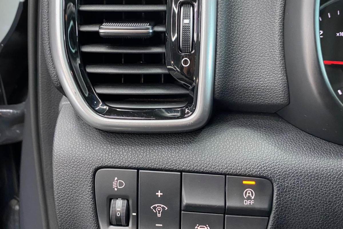 Ponuka vozidiel / Kia Sportage 1.6 CRDi mHEV GT-Line A/T - video