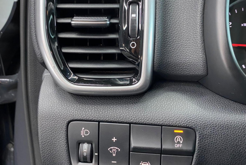  Ponuka vozidiel / Kia Sportage 1.6 CRDi mHEV GT-Line A/T - video