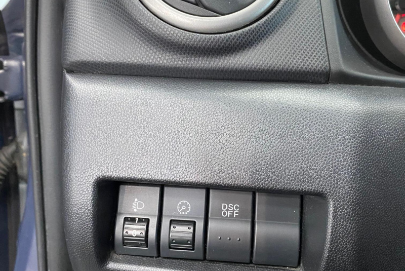  Ponuka vozidiel / Mazda 3 1.6i Comfort - video