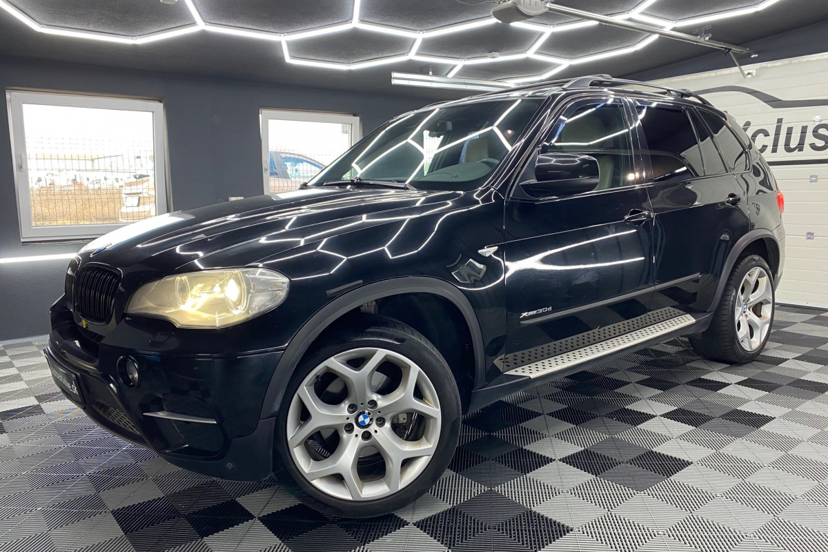 Ponuka vozidiel / BMW X5 xDrive30d - video
