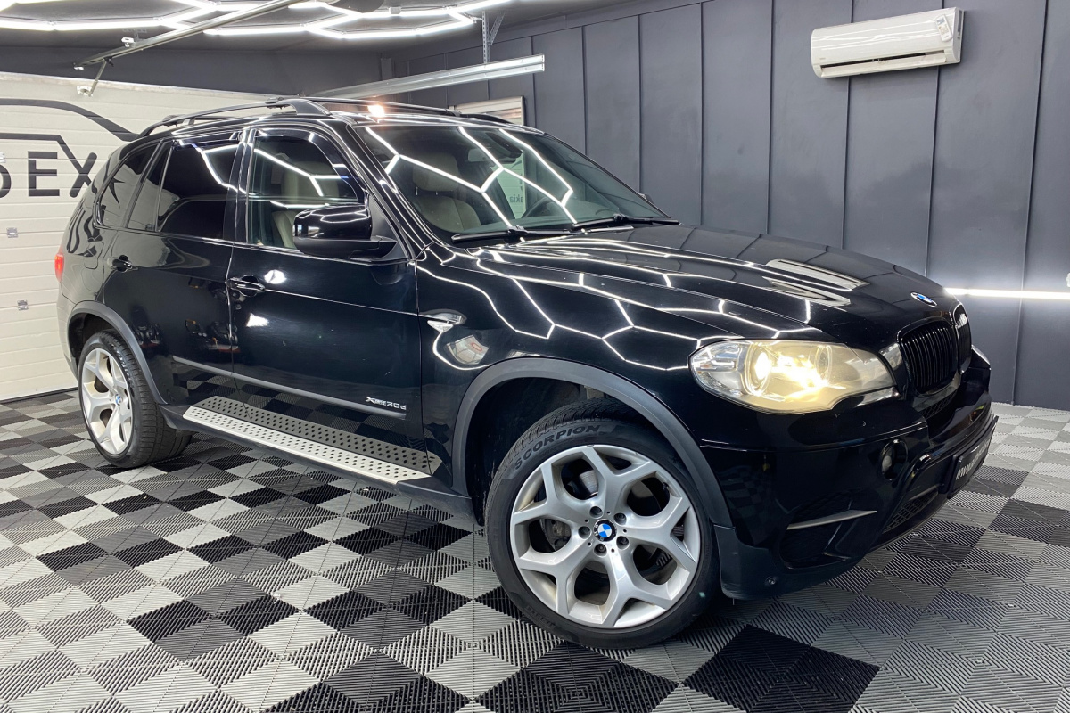 Ponuka vozidiel / BMW X5 xDrive30d - video
