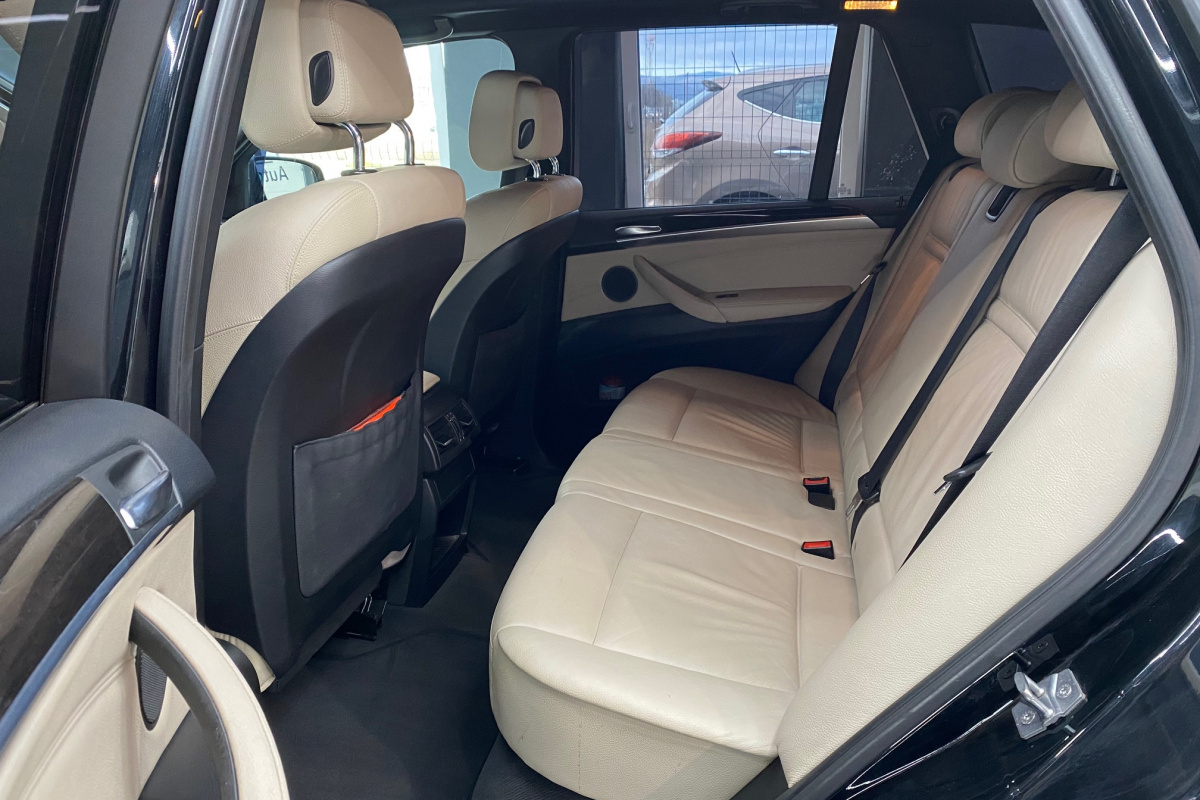 Ponuka vozidiel / BMW X5 xDrive30d - video
