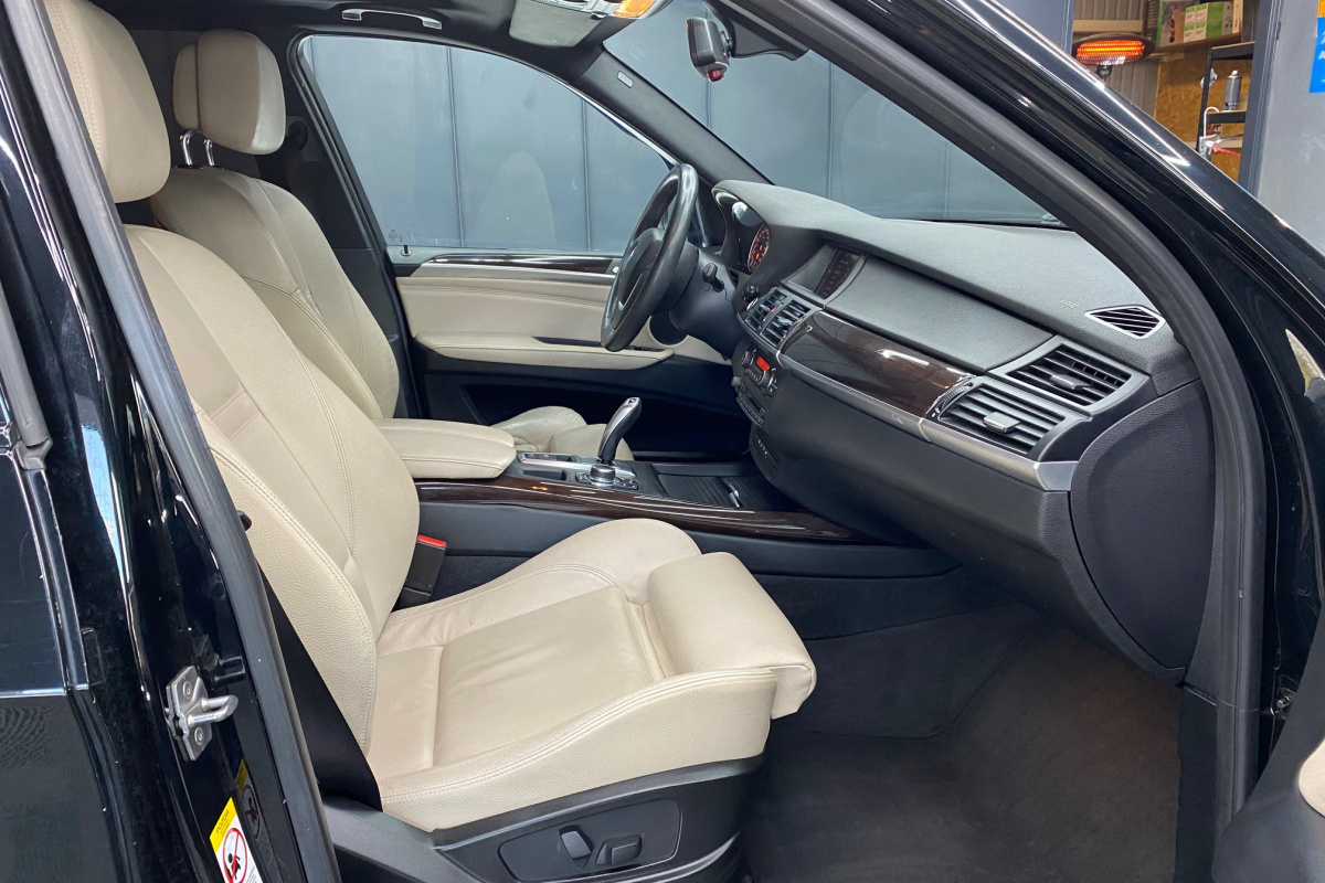 Ponuka vozidiel / BMW X5 xDrive30d - video