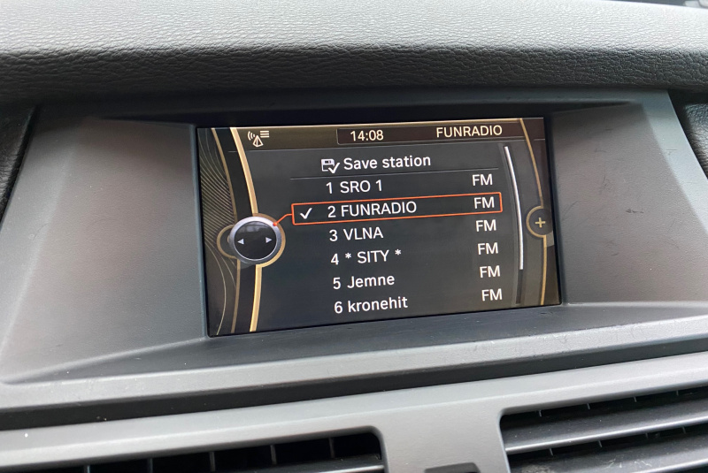  Ponuka vozidiel / BMW X5 xDrive30d - video