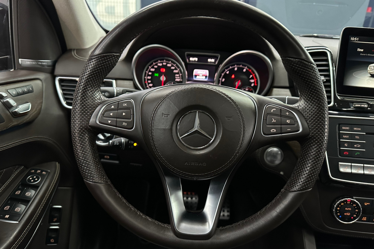 Ponuka vozidiel / Mercedes-Benz GLS 500 4MATIC AMG A/T - video