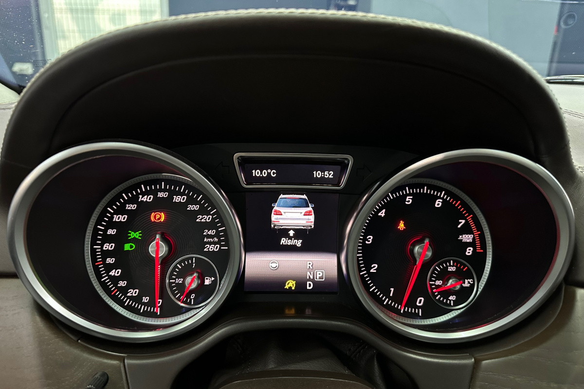 Ponuka vozidiel / Mercedes-Benz GLS 500 4MATIC AMG A/T - video