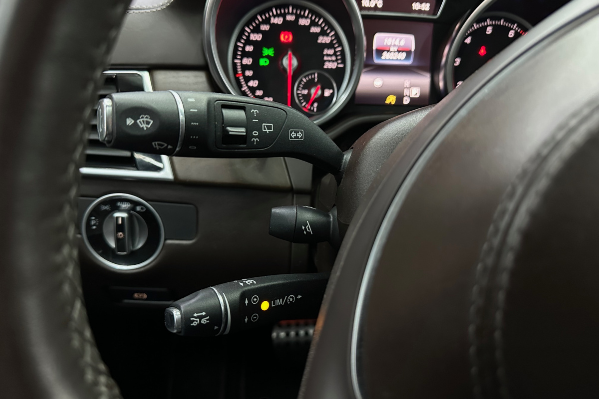 Ponuka vozidiel / Mercedes-Benz GLS 500 4MATIC AMG A/T - video