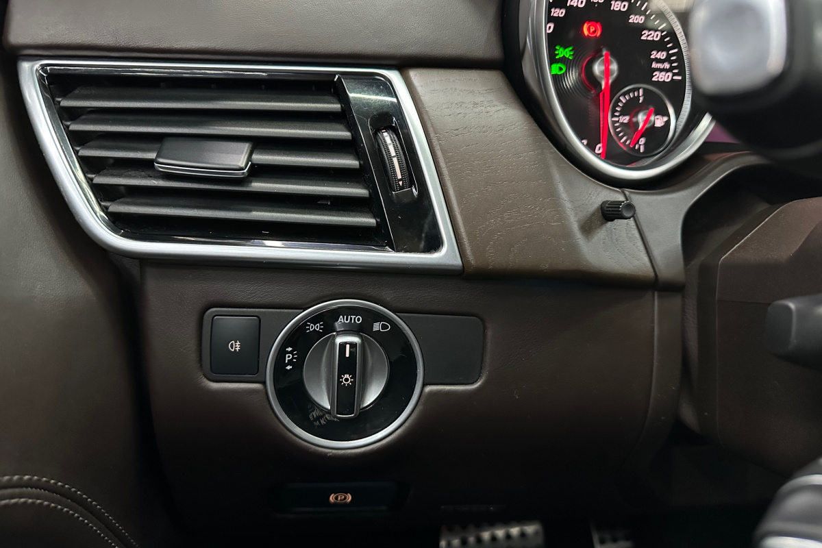 Ponuka vozidiel / Mercedes-Benz GLS 500 4MATIC AMG A/T - video
