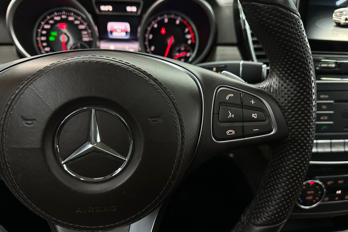 Ponuka vozidiel / Mercedes-Benz GLS 500 4MATIC AMG A/T - video