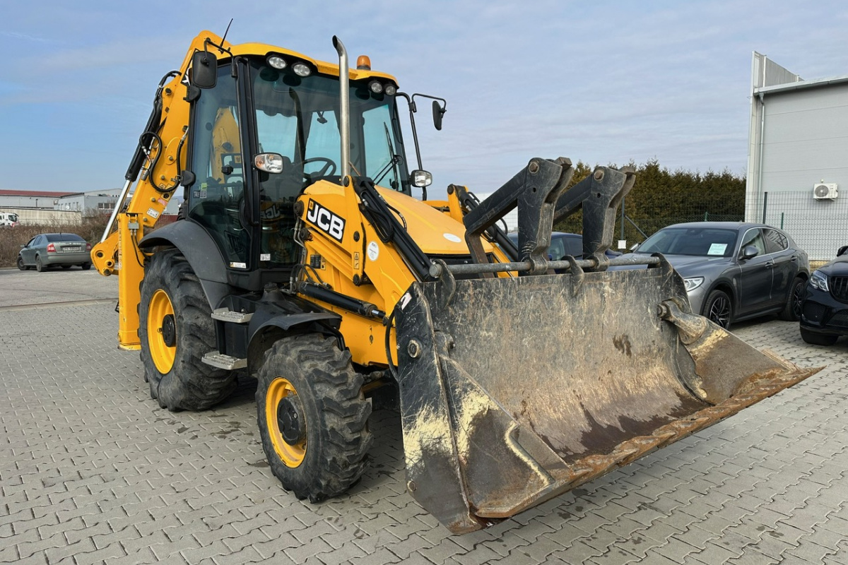 Ponuka vozidiel / JCB 3CX - video