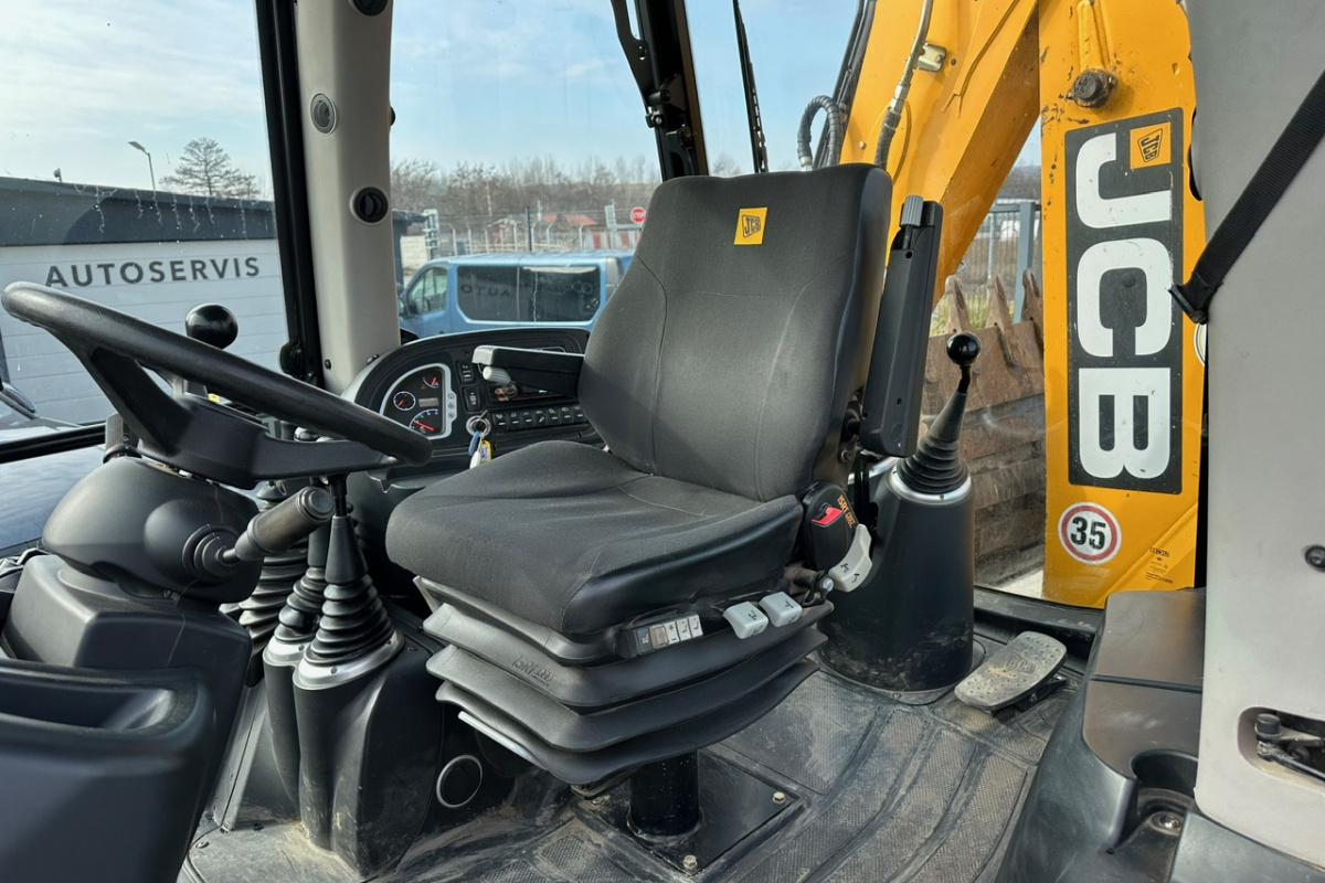 Ponuka vozidiel / JCB 3CX - video